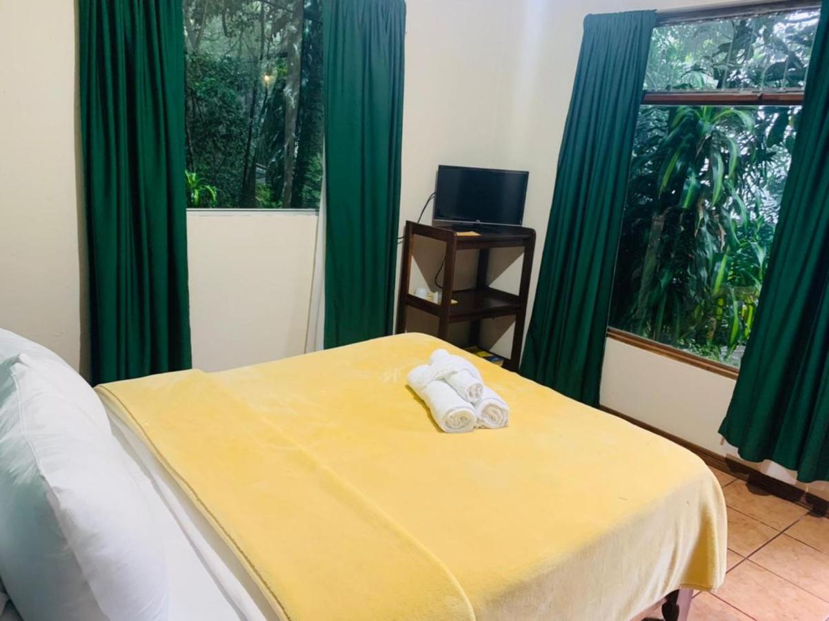 Hotel Quetzal Inn Monteverde Екстериор снимка